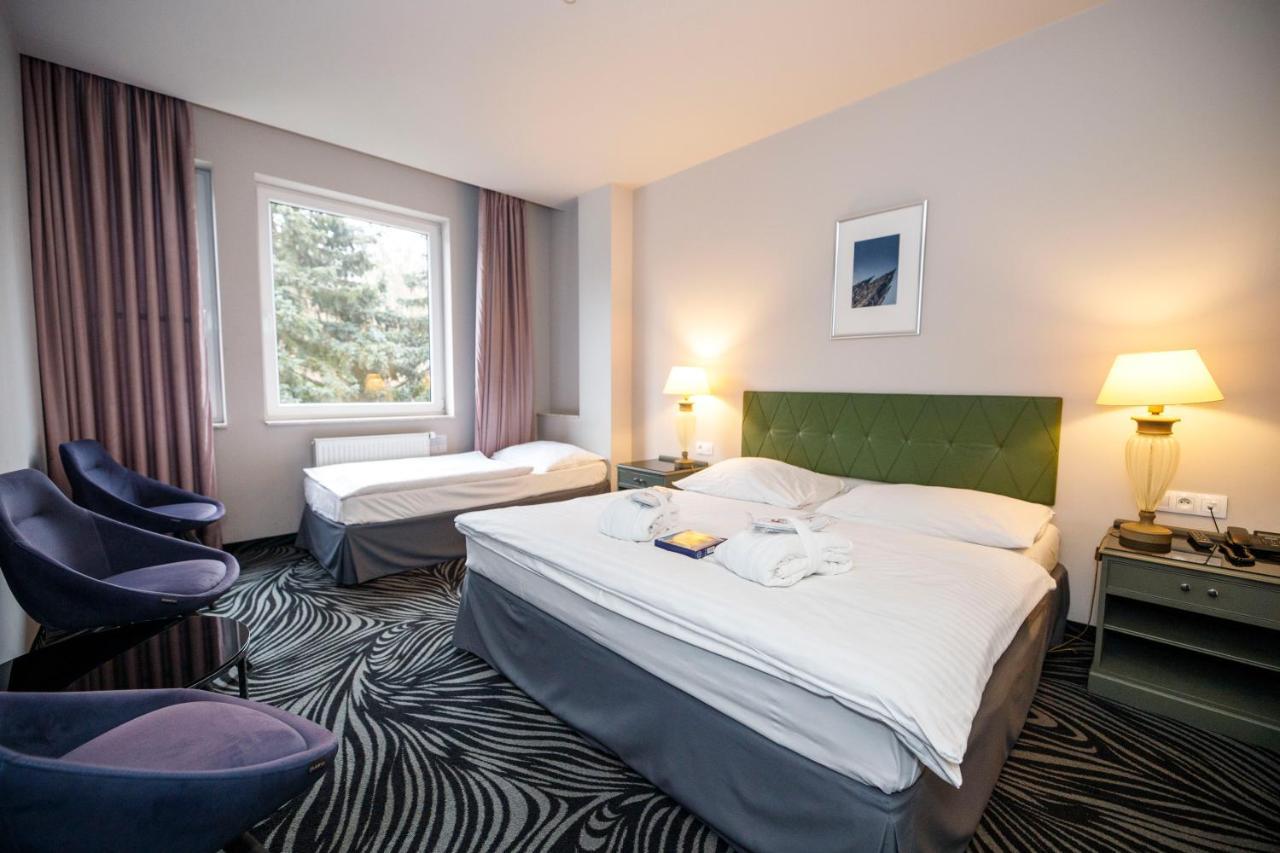 Parkhotel Carlsbad Inn Dalovice Esterno foto