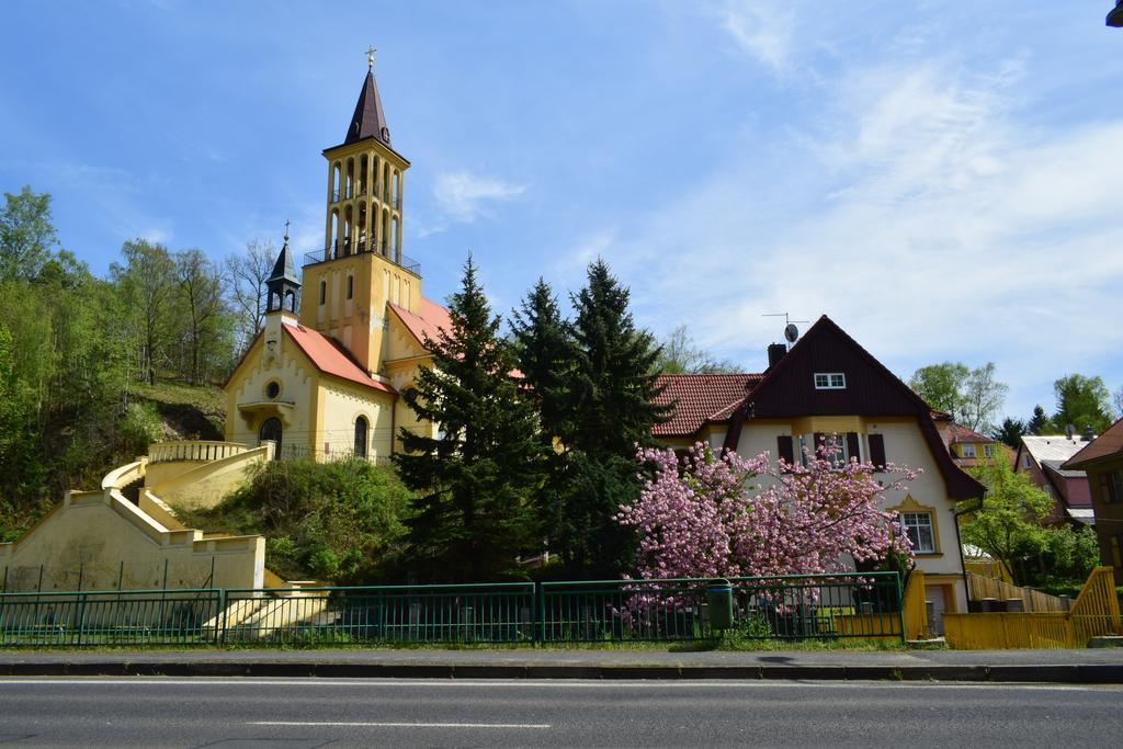 Parkhotel Carlsbad Inn Karlovy Vary Esterno foto