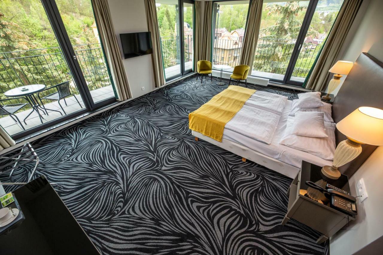 Parkhotel Carlsbad Inn Dalovice Esterno foto