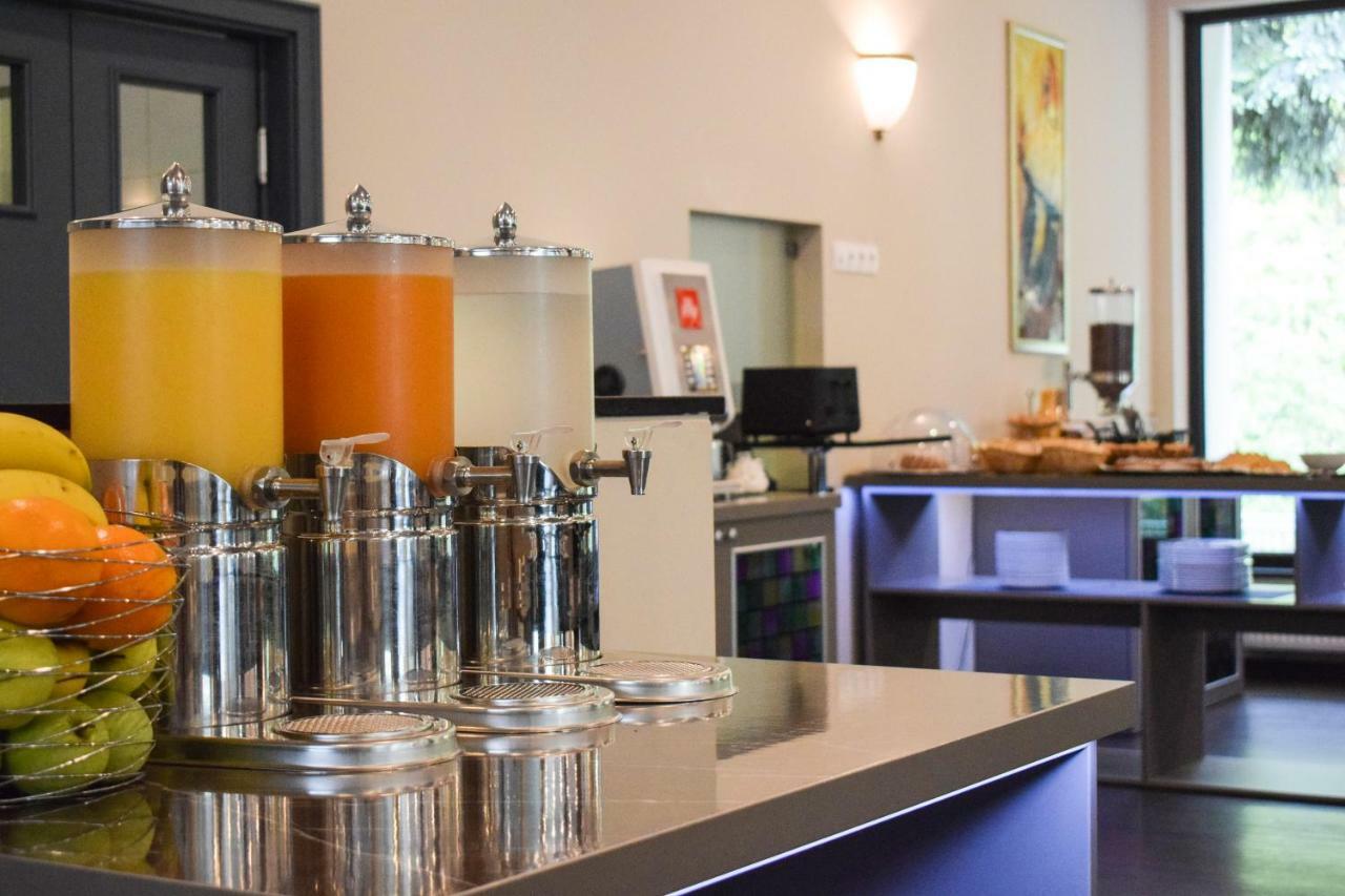 Parkhotel Carlsbad Inn Dalovice Esterno foto